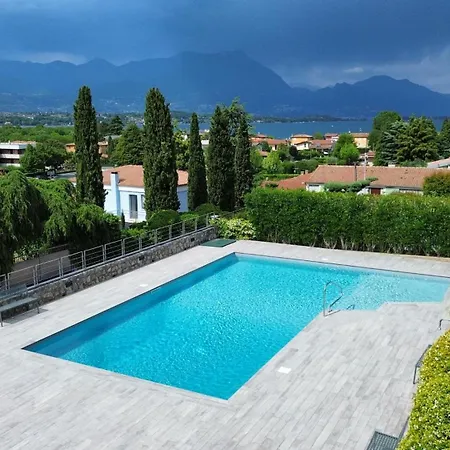 Apartment Gloria By Bookinggardalake Manerba del Garda